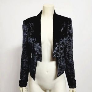 Black Velvet Blazer‎
